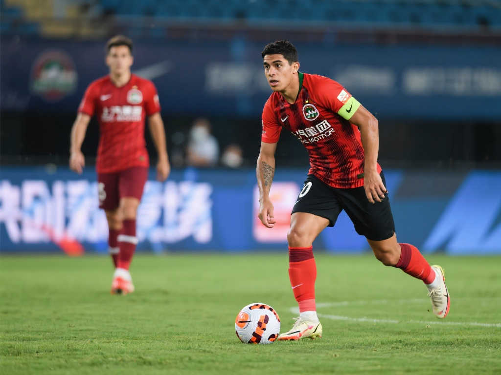 坚持战术理 坚持战术理